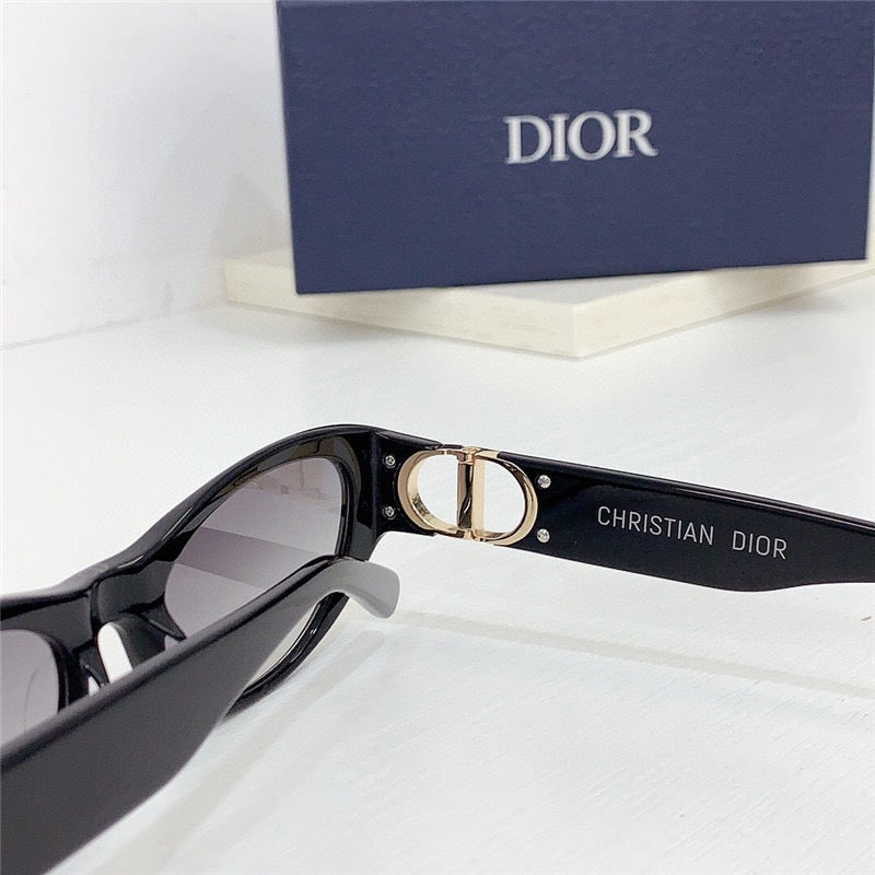 New Season 2024 Dior Women's 30Montaigne butterfly-frame Sunglasses✨ - buyonlinebehappy