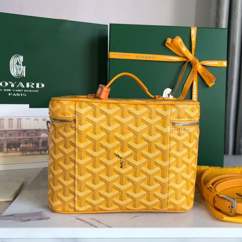 Goyard Muse Vanity Case In Goyardine Canvas 11 colors ✨ - buyonlinebehappy