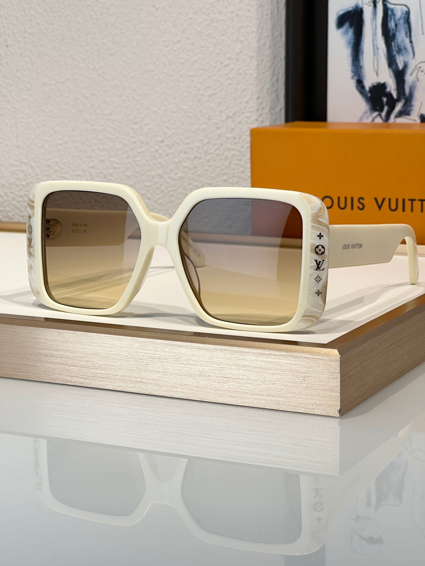 Louis Vuitton Z2095W New LV Moon Daily Square Women's Sunglasses ✨ - buyonlinebehappy