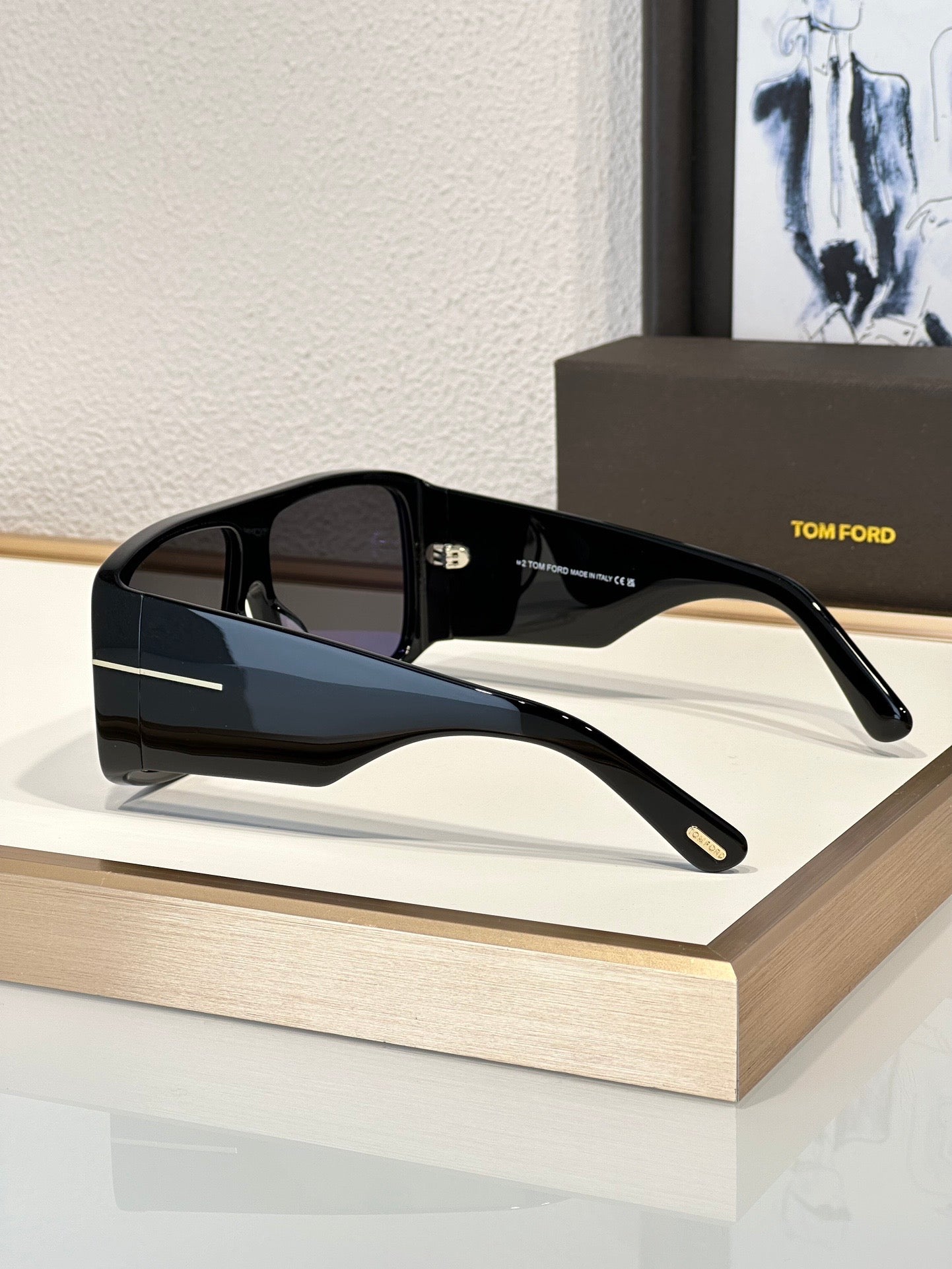 TOM FORD Raven FT1036/S 01B Unisex Sunglasses 🔱 - buyonlinebehappy