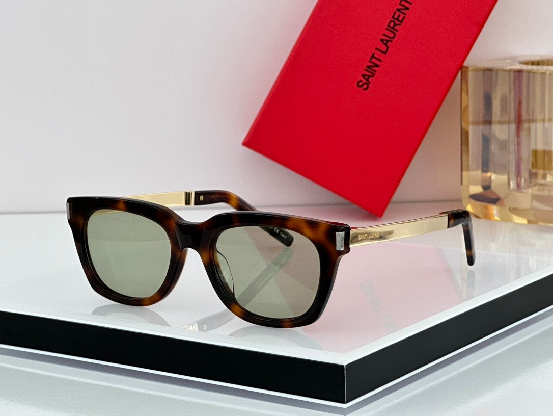 Saint Laurent Eyewear SL 582 square-frame Sunglasses✨ - buyonlinebehappy