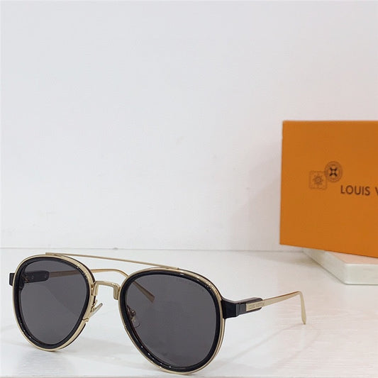 Louis Vuitton Z1494U LV PLAY Lens Checkmate Sunglasses  ✨ - buyonlinebehappy