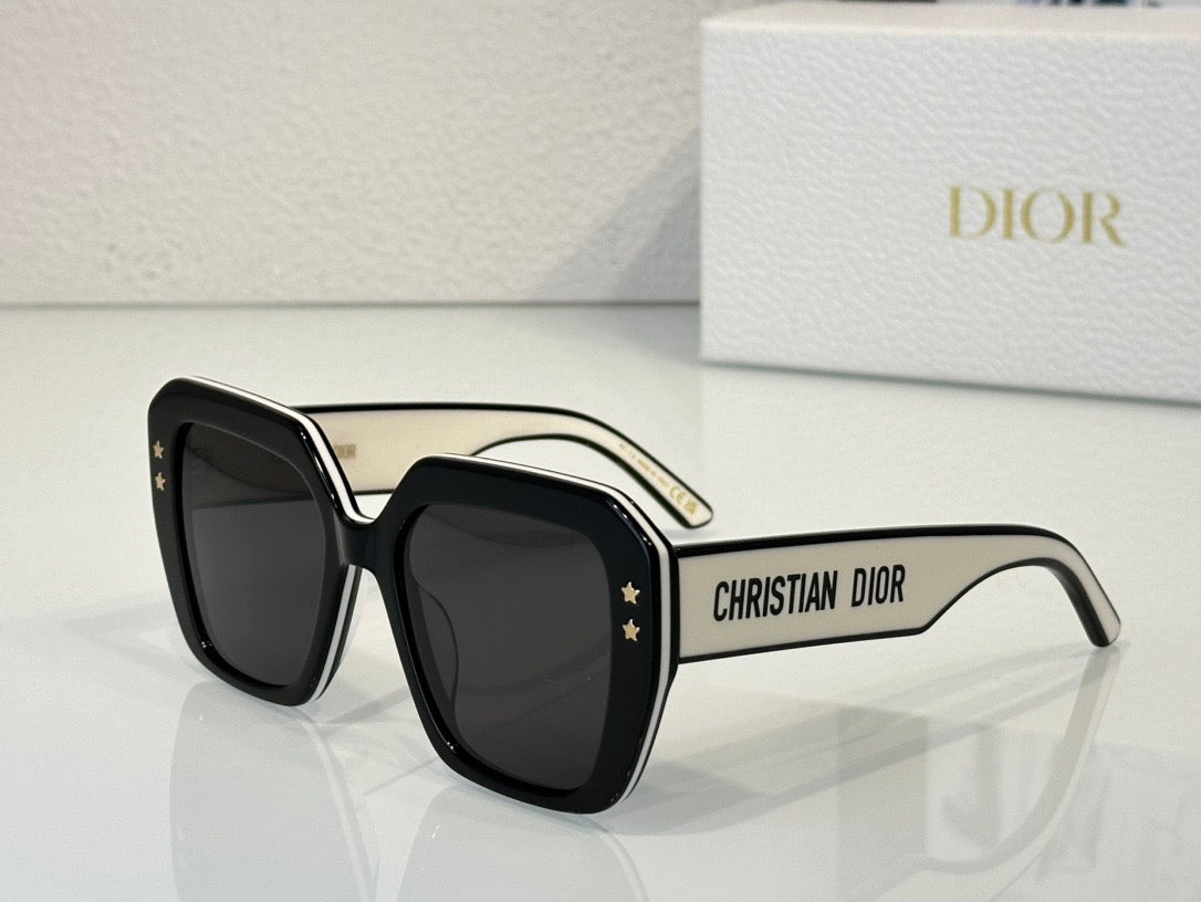 DIOR Square Wildior S3U Sunglasses✨ - buyonlinebehappy