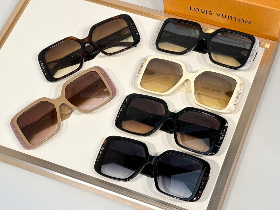 Louis Vuitton Z2095W New LV Moon Daily Square Women's Sunglasses ✨ - buyonlinebehappy