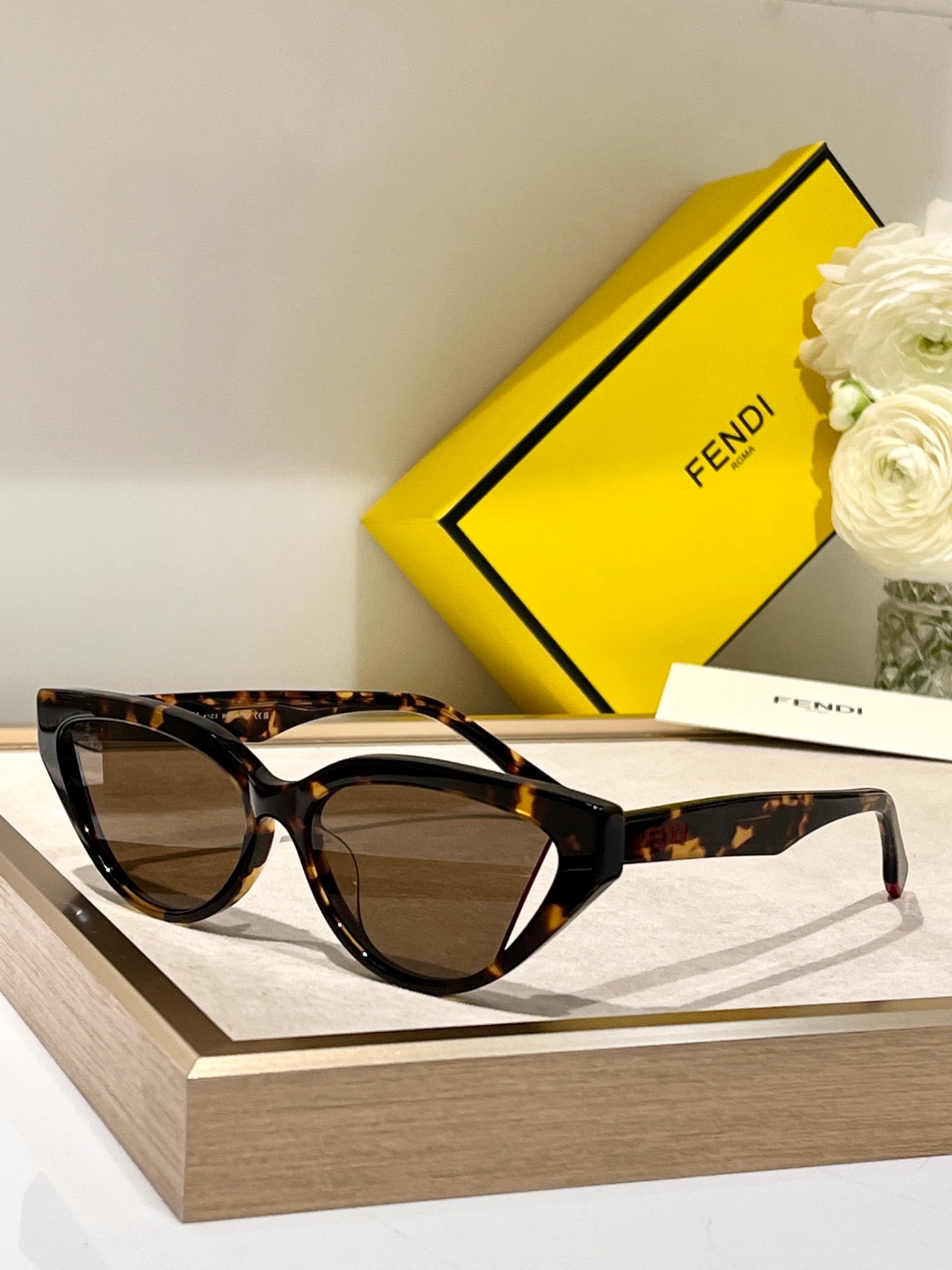 FENDI Way FE 40009I Women's✨ - buyonlinebehappy