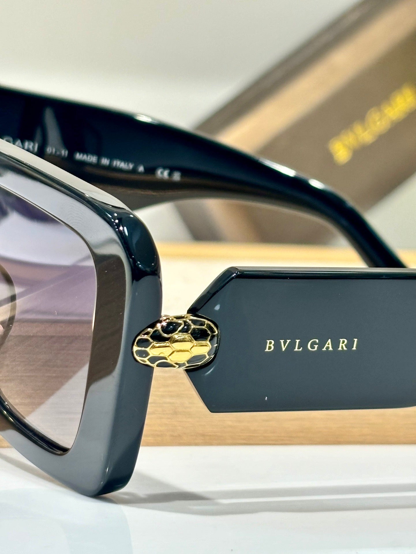 Bvlgari Serpenti Forever BV 40006I 72F Women's Sunglasses ✨ - buyonlinebehappy