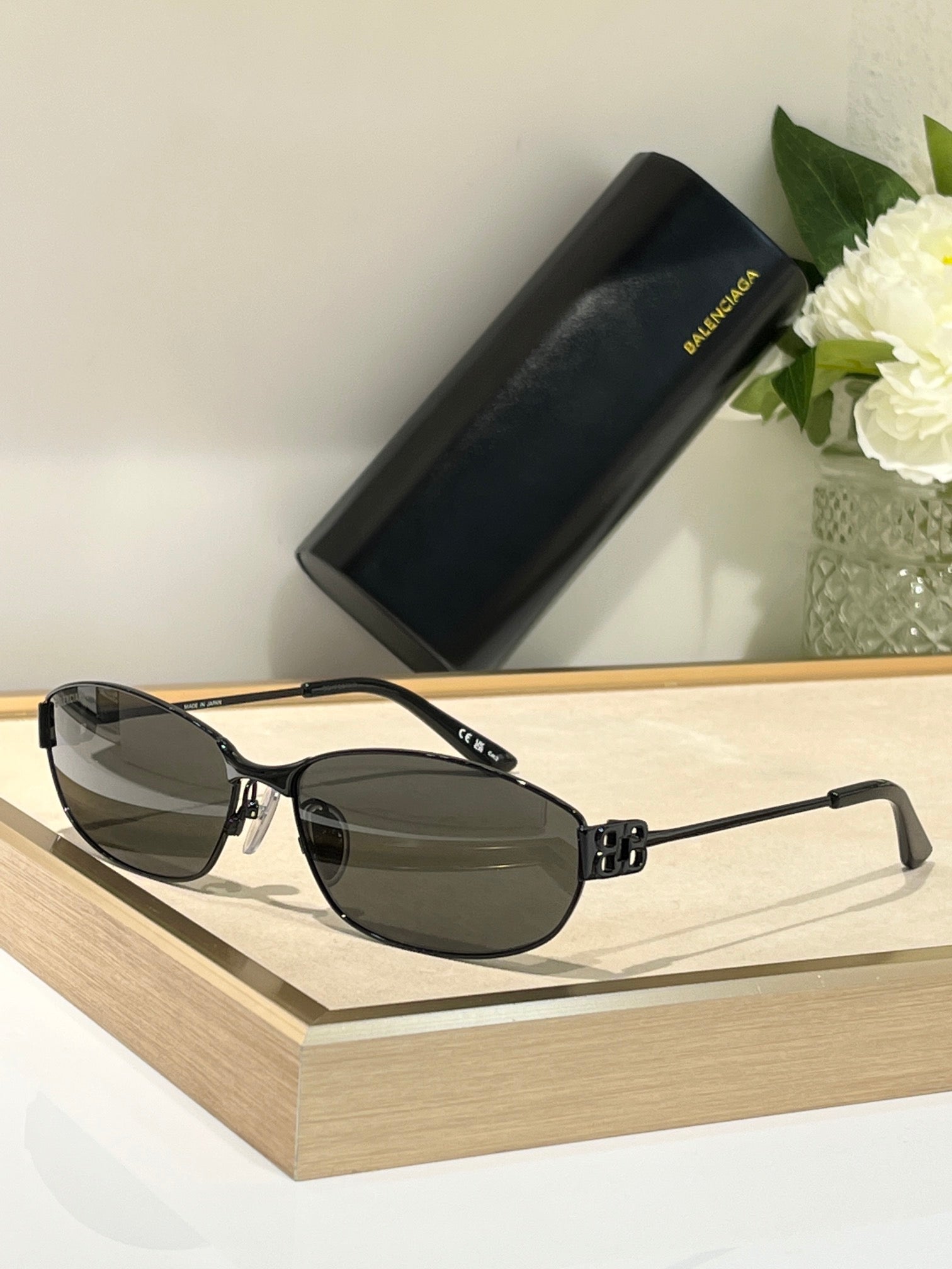 BALENCIAGA MERCURY OVAL B0336S Sunglasses 🖤 - buyonlinebehappy