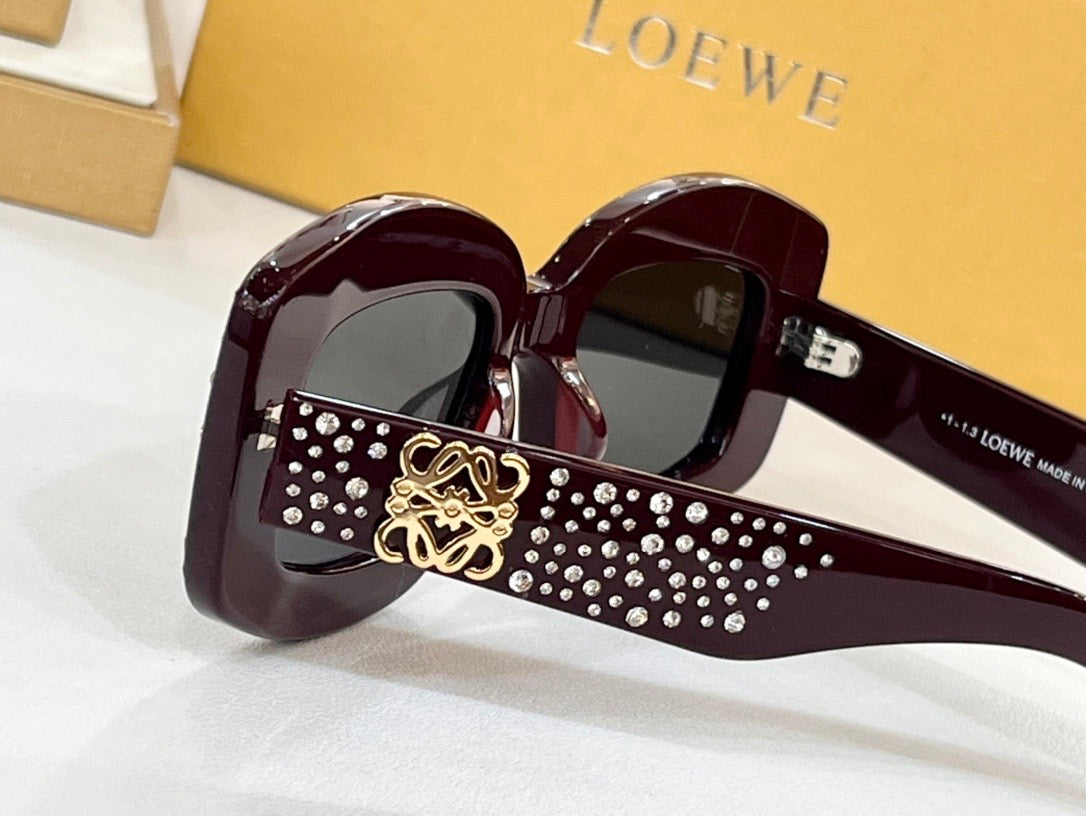 NEW SEASON Loewe Pavé Screen LW 4114 IS 90A Geometric Sunglasses ✨ - buyonlinebehappy