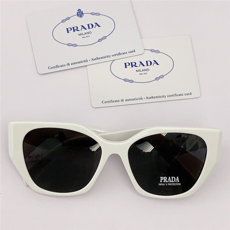 Prada PR 19ZS Oval Round Sunglasses  🟥 - buyonlinebehappy