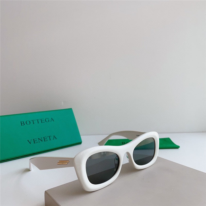 BOTTEGA VENETA BV1088S (007) Women's Sunglasses✨ - buyonlinebehappy