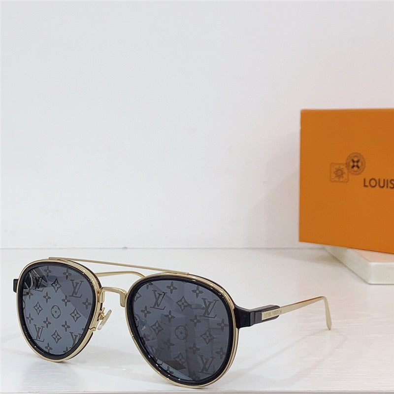 Louis Vuitton Z1494U LV PLAY Lens Checkmate Sunglasses  ✨ - buyonlinebehappy