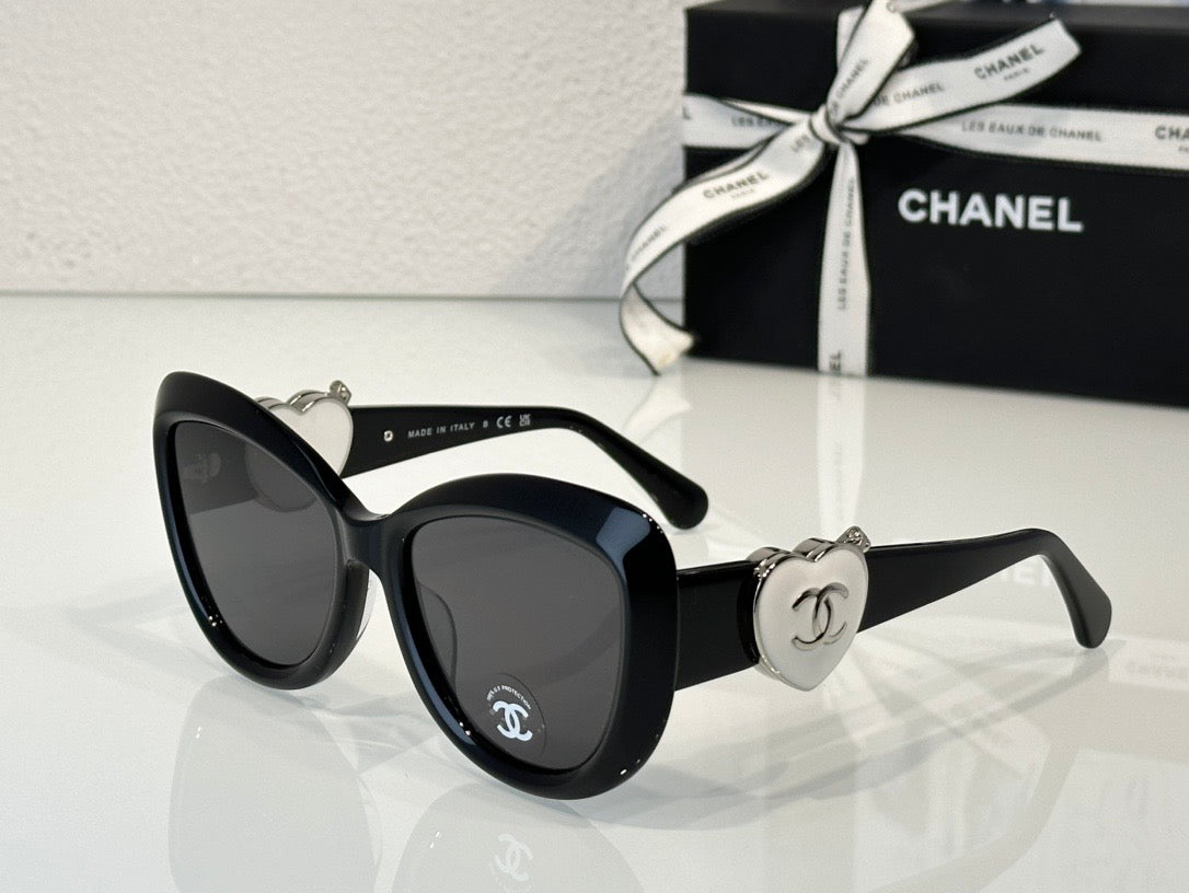 CHANEL Butterfly 5517 1459/S3 Women's Sunglasses 🖤 - buyonlinebehappy