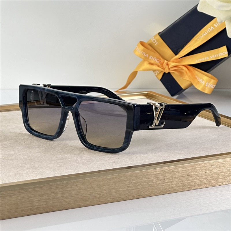 Louis Vuitton Z2086W New LV Sleek Square Sunglasses ✨ - buyonlinebehappy