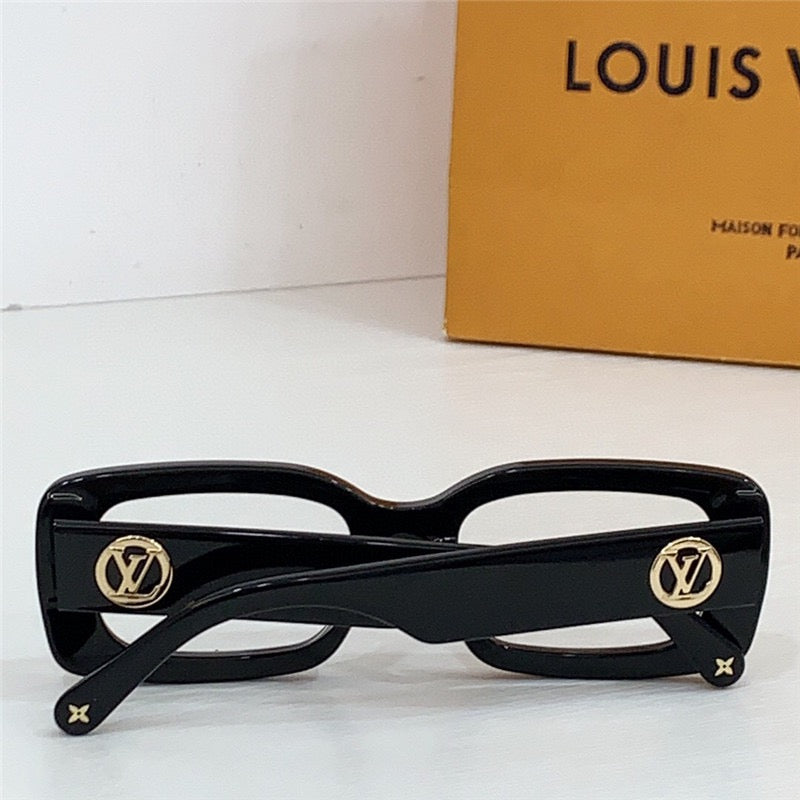 Louis Vuitton  LV Circle Rectangle Sunglasses  Z2421E $ 670.00✨ - buyonlinebehappy