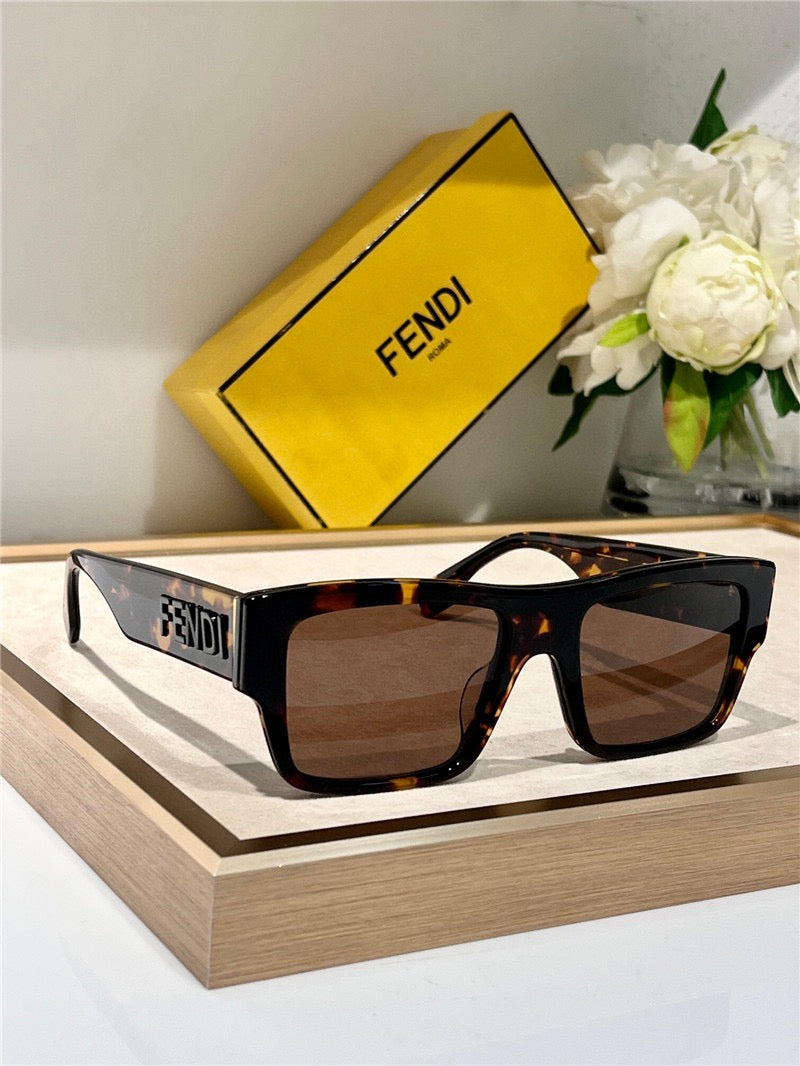 FENDI Roma FE40118 Sunglasses shape Women's✨ - buyonlinebehappy