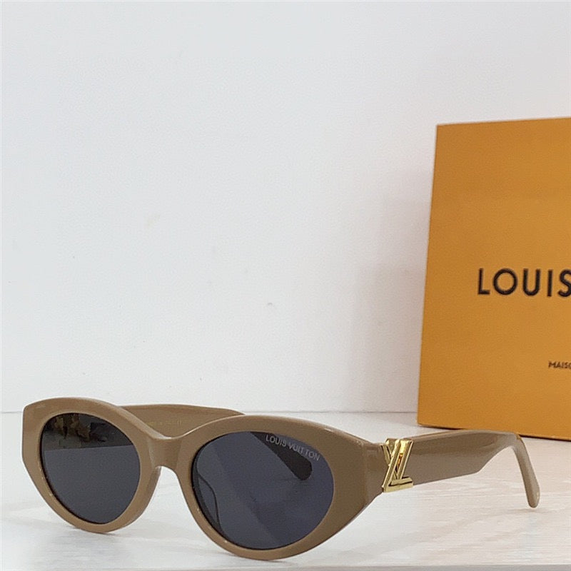 Louis Vuitton Z2104W LV GO-14 Cat Eye Women's Sunglasses ✨ - buyonlinebehappy