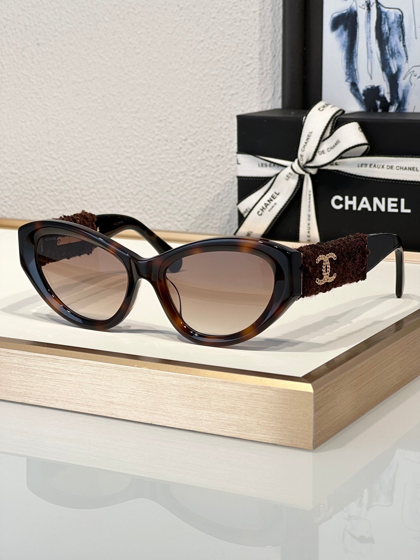 CHANEL 5513 Cat Eye Sunglasses Acetate & Tweed Black & Gold frame 5 Colors ✨ - buyonlinebehappy