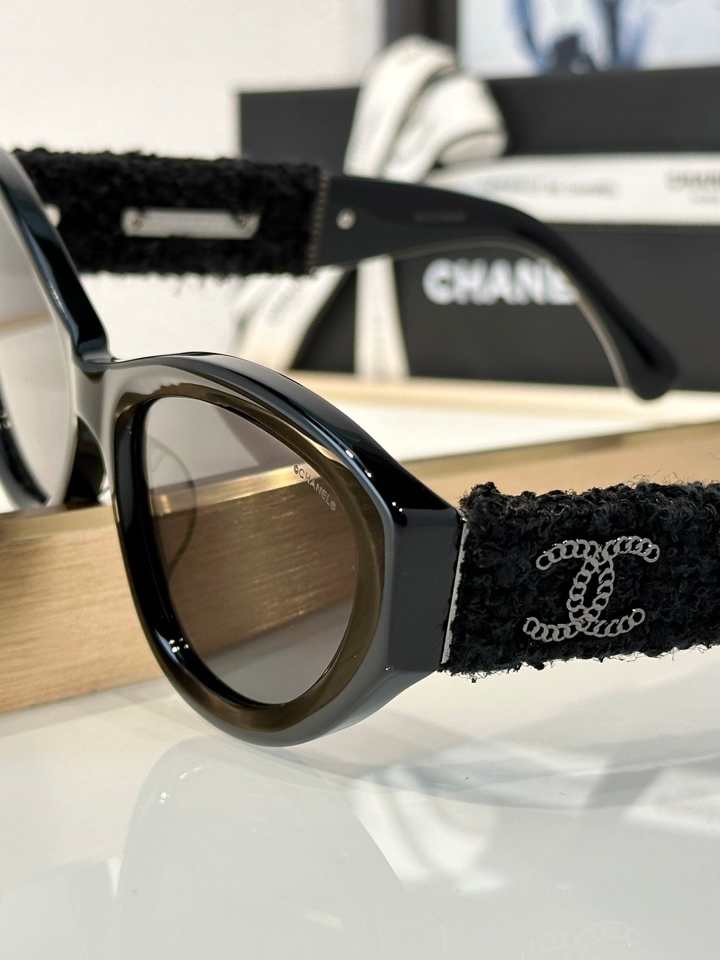 CHANEL 5513 Cat Eye Sunglasses Acetate & Tweed Black & Gold frame 5 Colors ✨ - buyonlinebehappy