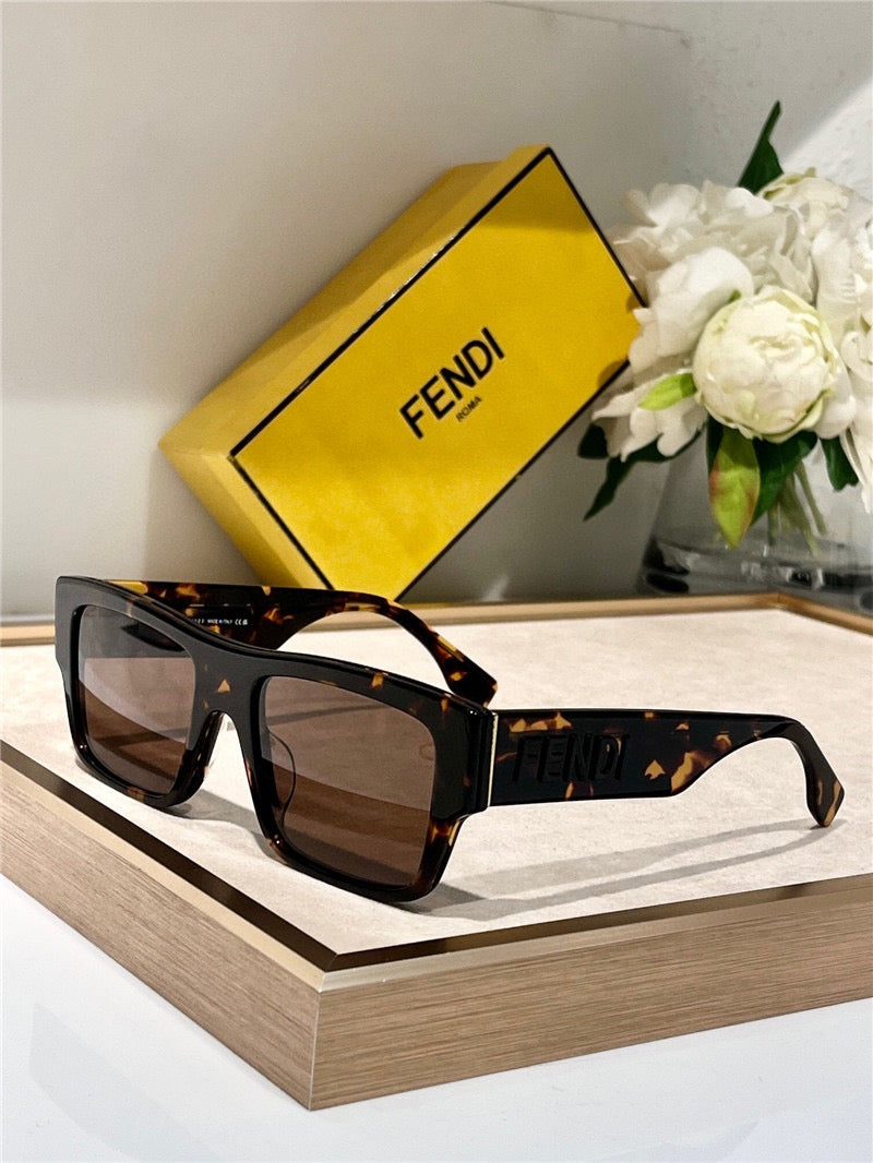 FENDI Roma FE40118 Sunglasses shape Women's✨ - buyonlinebehappy