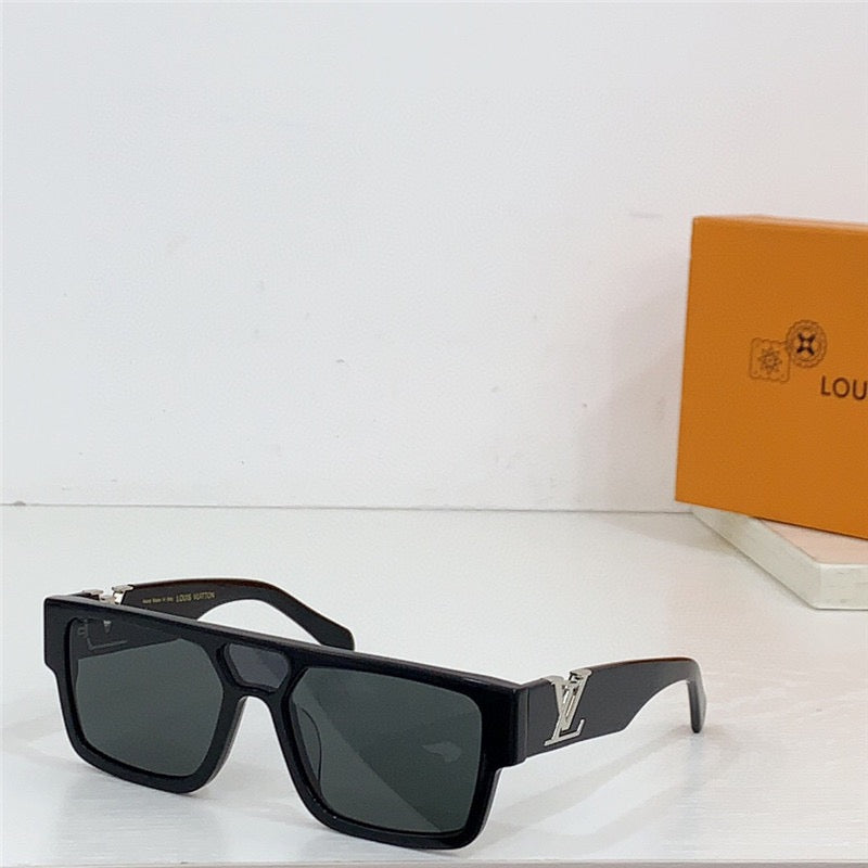 Louis Vuitton Z2062W New LV Sleek Square Sunglasses ✨ - buyonlinebehappy