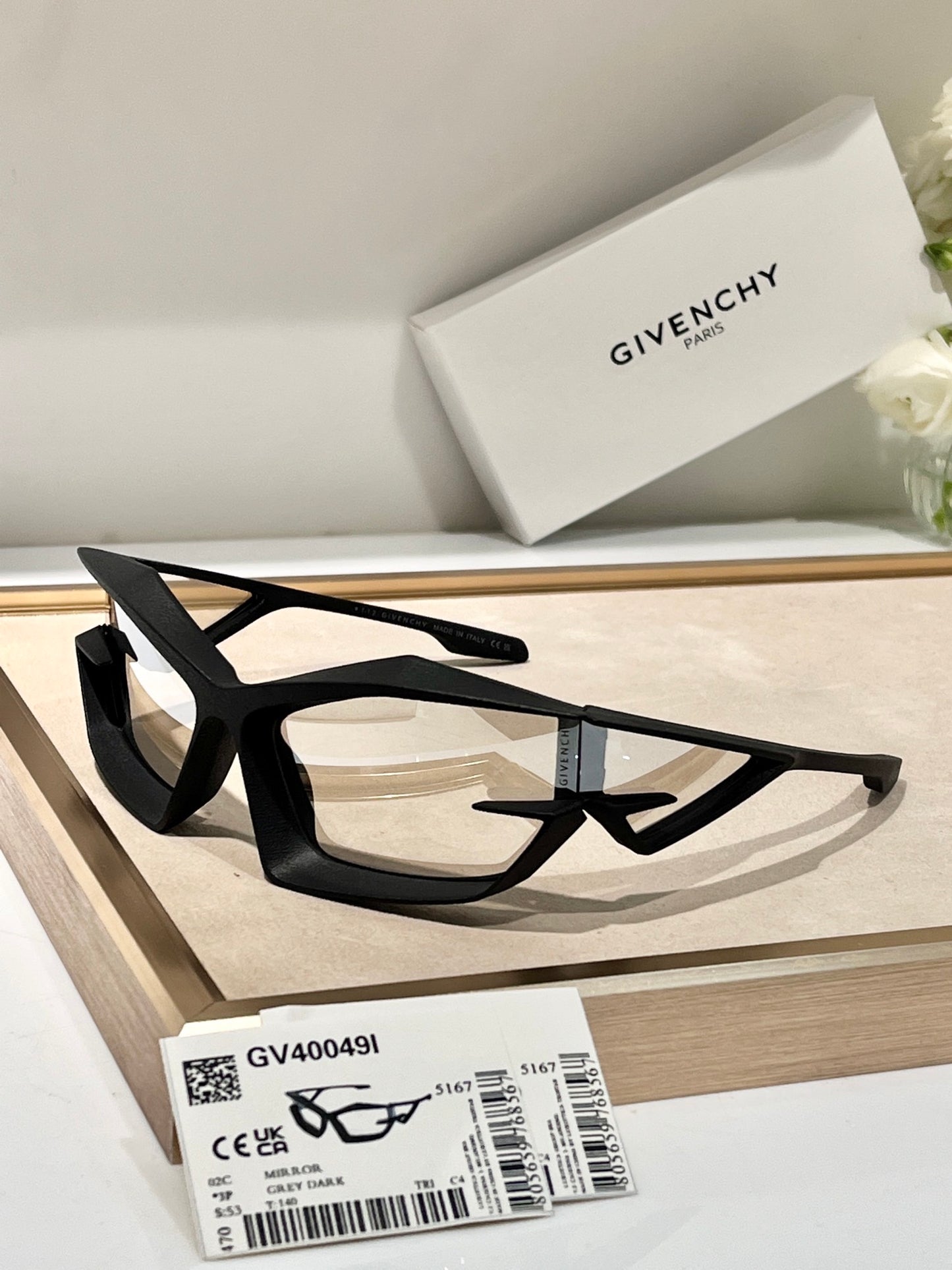 GIVENCHY GV 40049I 02A MASK Sunglasses -  8 Colors✨ - buyonlinebehappy