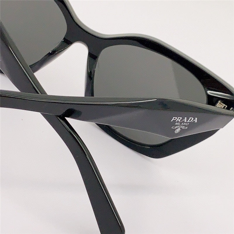 Prada PR 19ZS Oval Round Sunglasses  🟥 - buyonlinebehappy