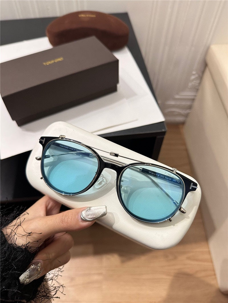 TOM FORD SOFT ROUND FT5644 Sunglasses 🔱 - buyonlinebehappy