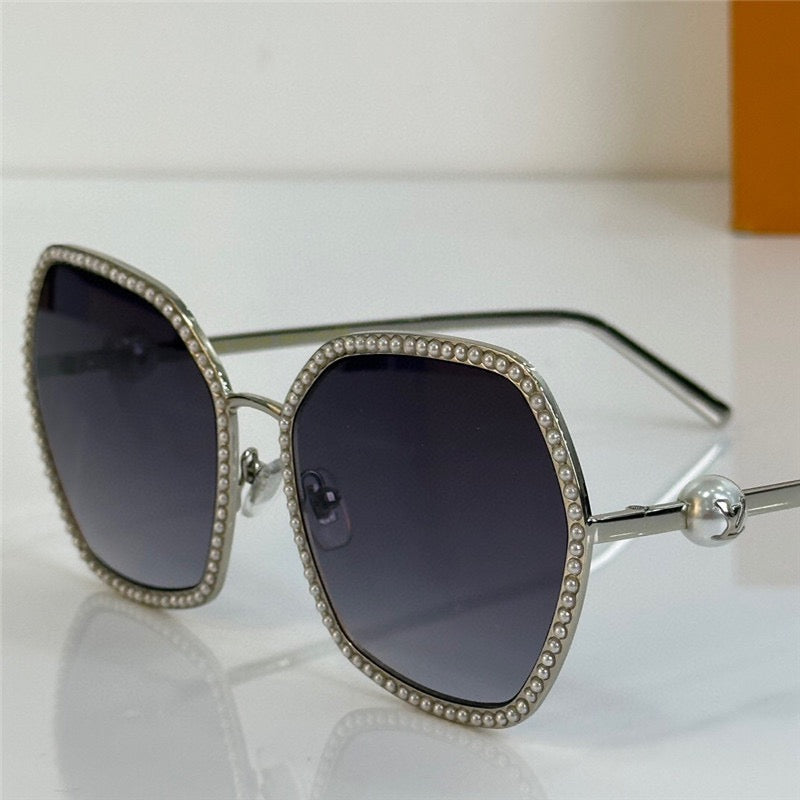 Louis Vuitton LV Signature Z2016U LV Pearl Round Sunglasses✨ - buyonlinebehappy