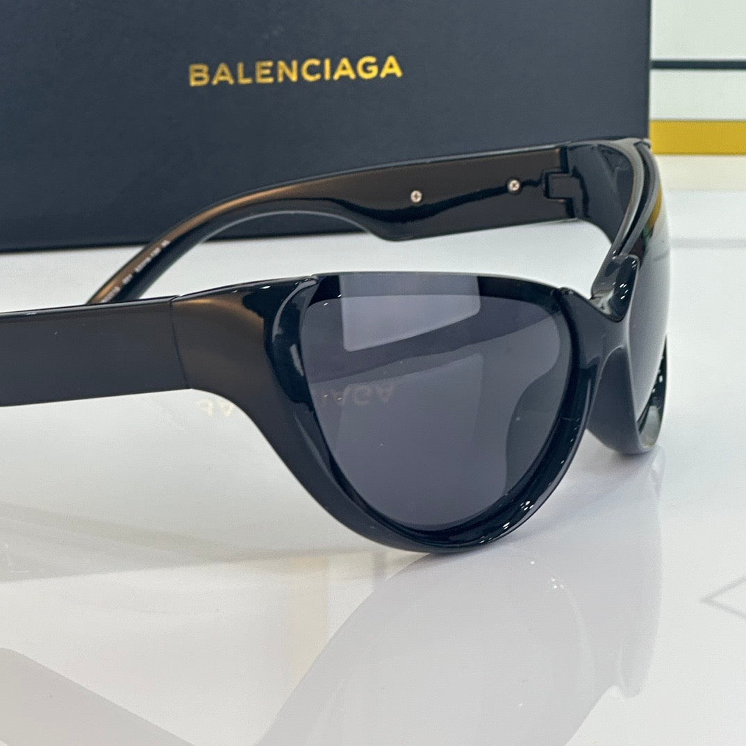 BALENCIAGA 0201S Black Mask Butterfly / Cat Eye Fashion Sunglasses 🖤 - buyonlinebehappy