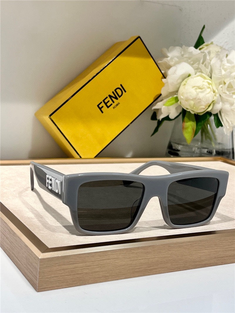 FENDI Roma FE40118 Sunglasses shape Women's✨ - buyonlinebehappy