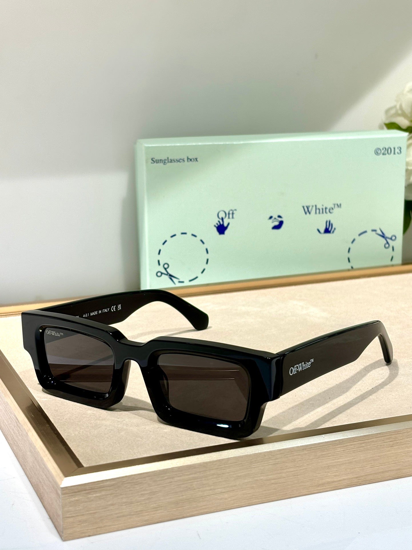 OFF-White! OERI089 Unisex Sunglasses🧩 - buyonlinebehappy