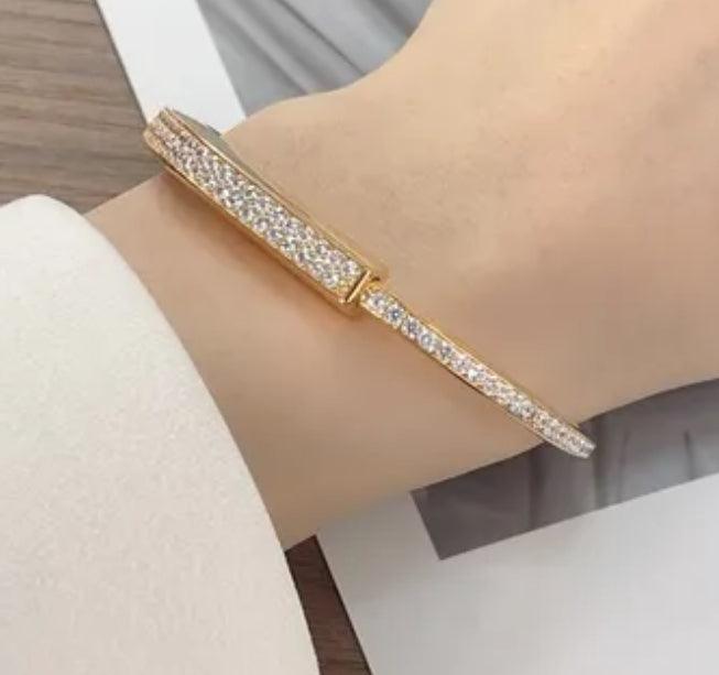 Tiffany&Co 18k gold plated Unisex Unique Style Bangle lock bracelets fashion silver rose yellow gold with box fits 16-21 cm ✨ - buyonlinebehappy