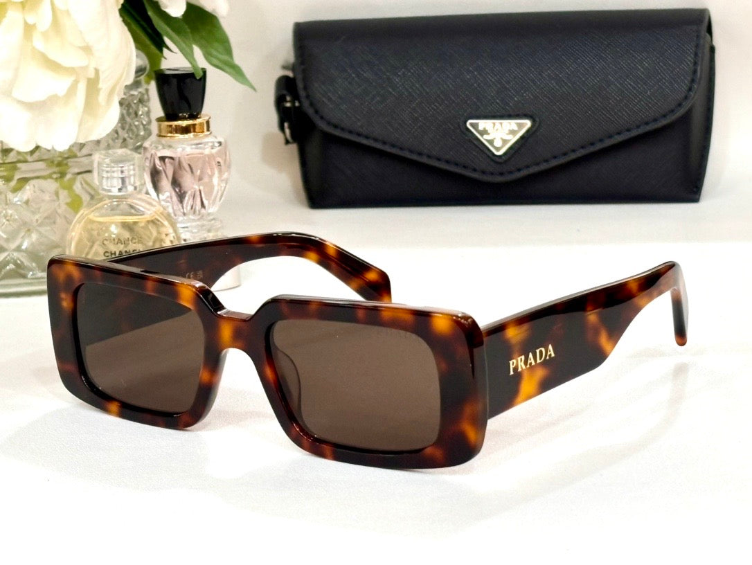 PRADA SPRA07S Sunglasses 🟥