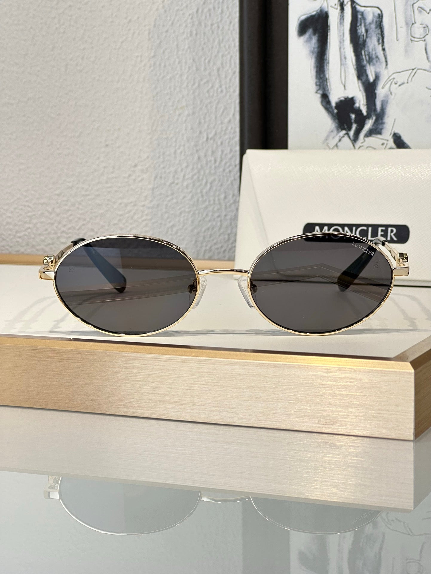 Moncler Tatou Round Sunglasses✨