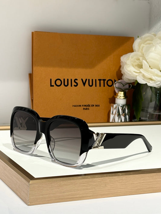 Louis Vuitton Z2133W LV Go-14 XL Square Sunglasses  ✨