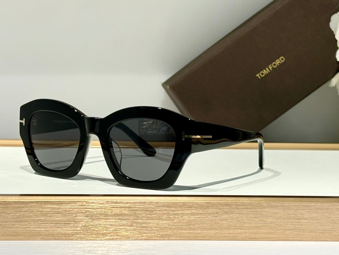 TOM FORD Guilliana FT1083 Sunglasses 🔱