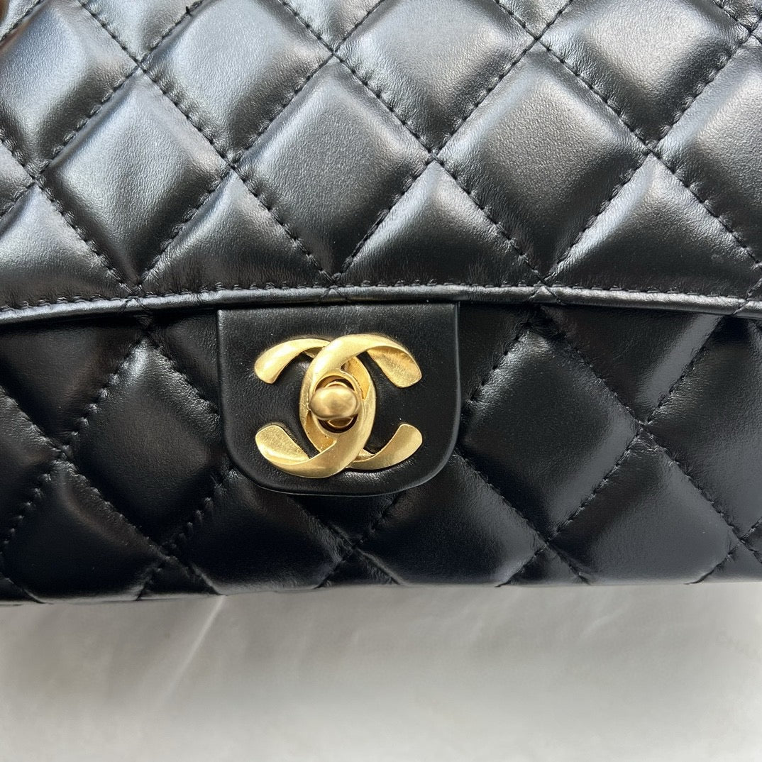 CHANEL CLASSIC 11.12 HANDBAG  NEW 2024 Collection ✨