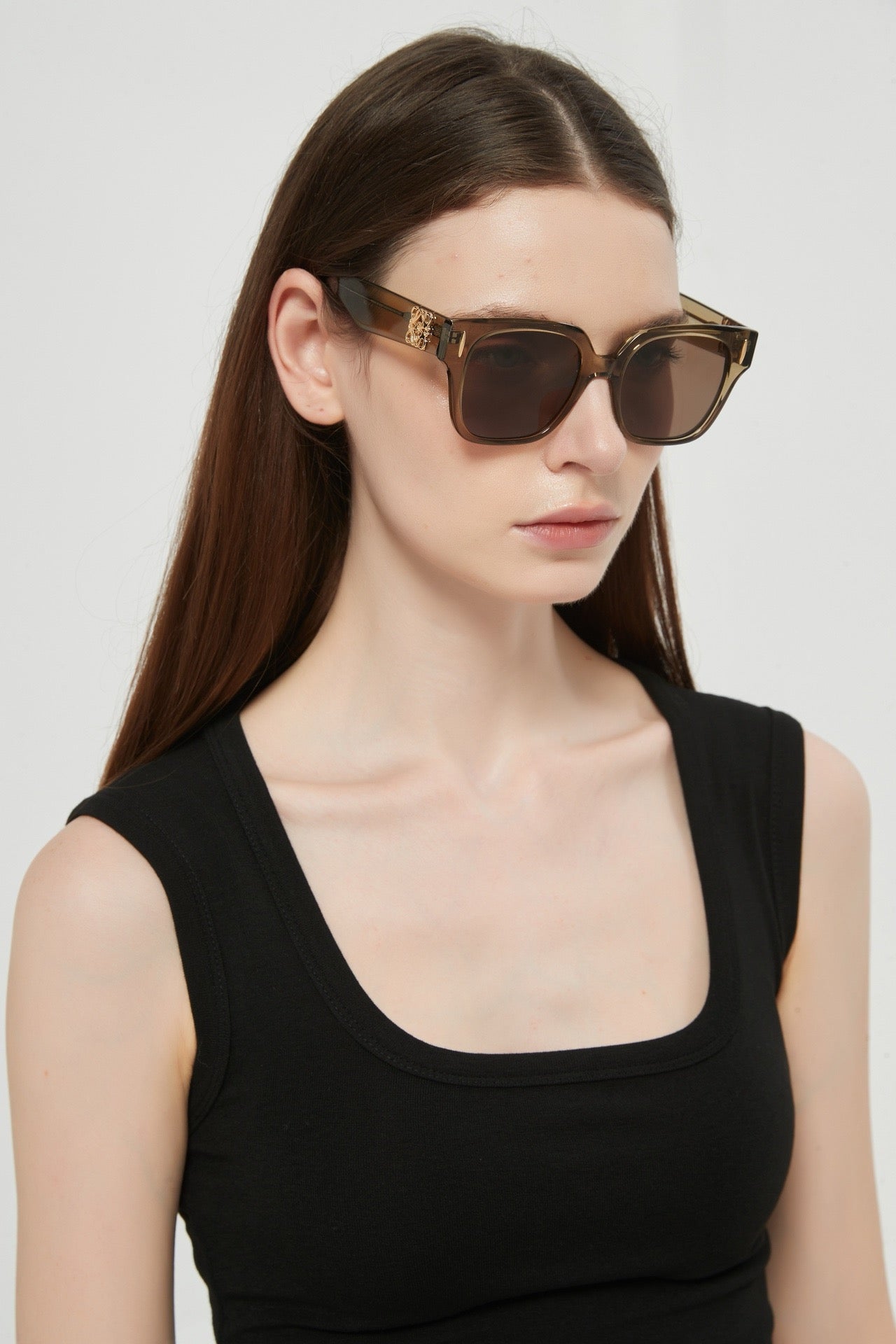 LOEWE ANAGRAM LW50069I Sunglasses  ✨