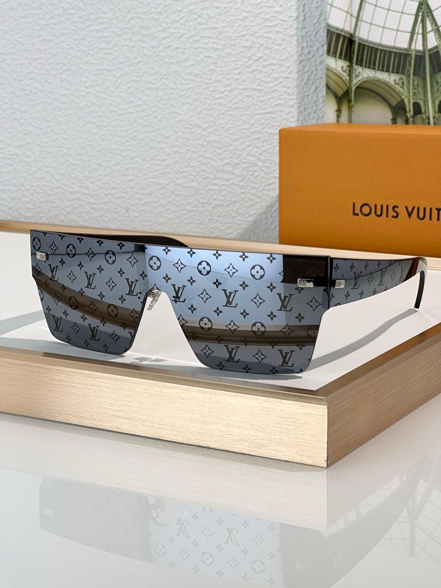 Louis Vuitton Z2205U LV Superlight Square Sunglasses ✨$650