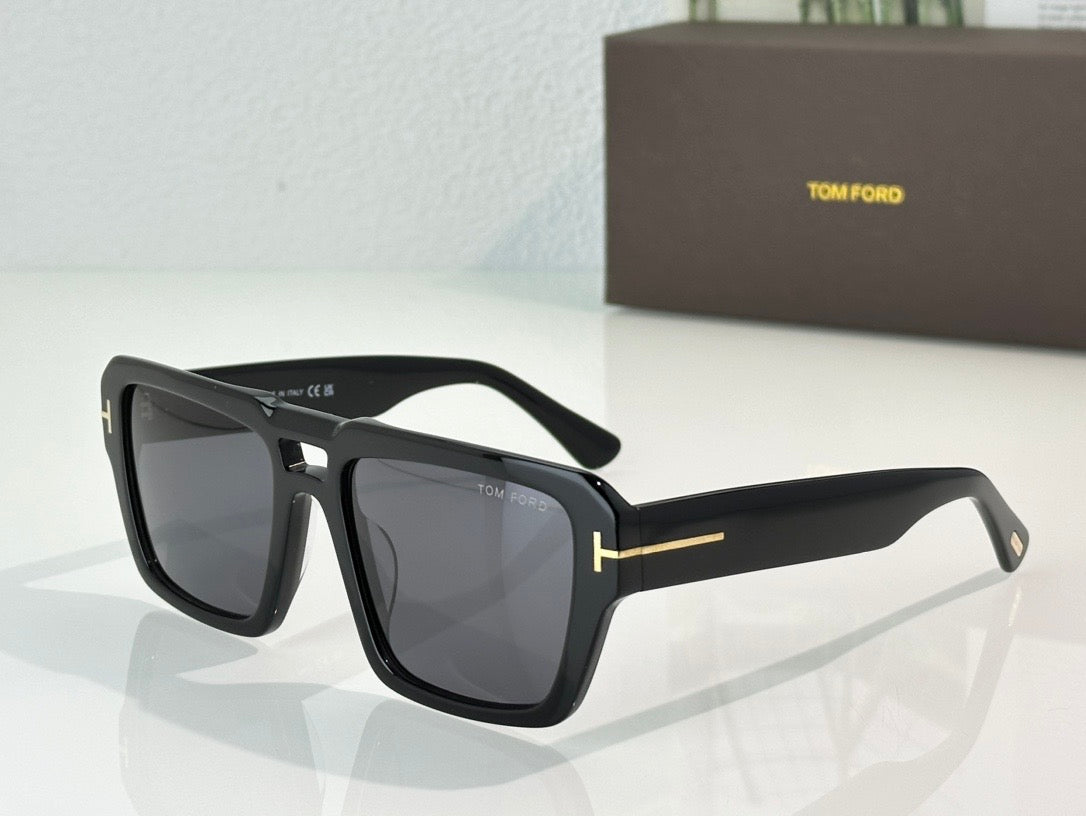 TOM FORD REDFORD TF1153 Sunglasses 🔱