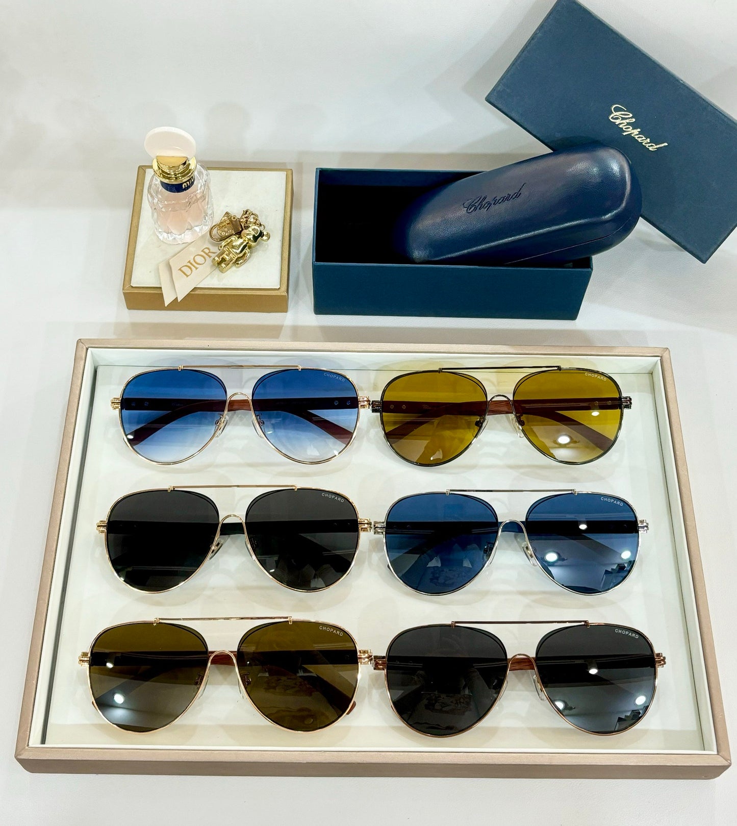 Chopard SCHC89 Men's Sunglasses   ✨