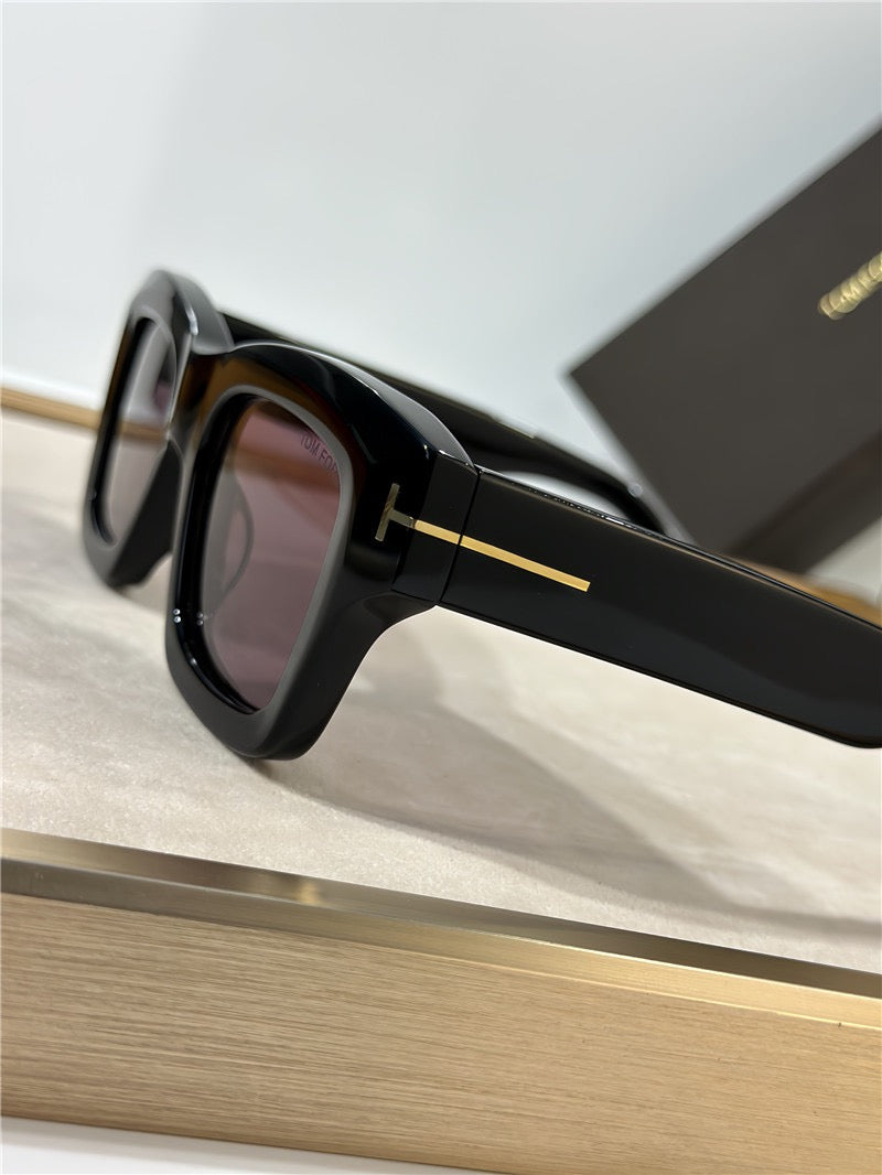 TOM FORD ILLIAS TF1554 Sunglasses 🔱