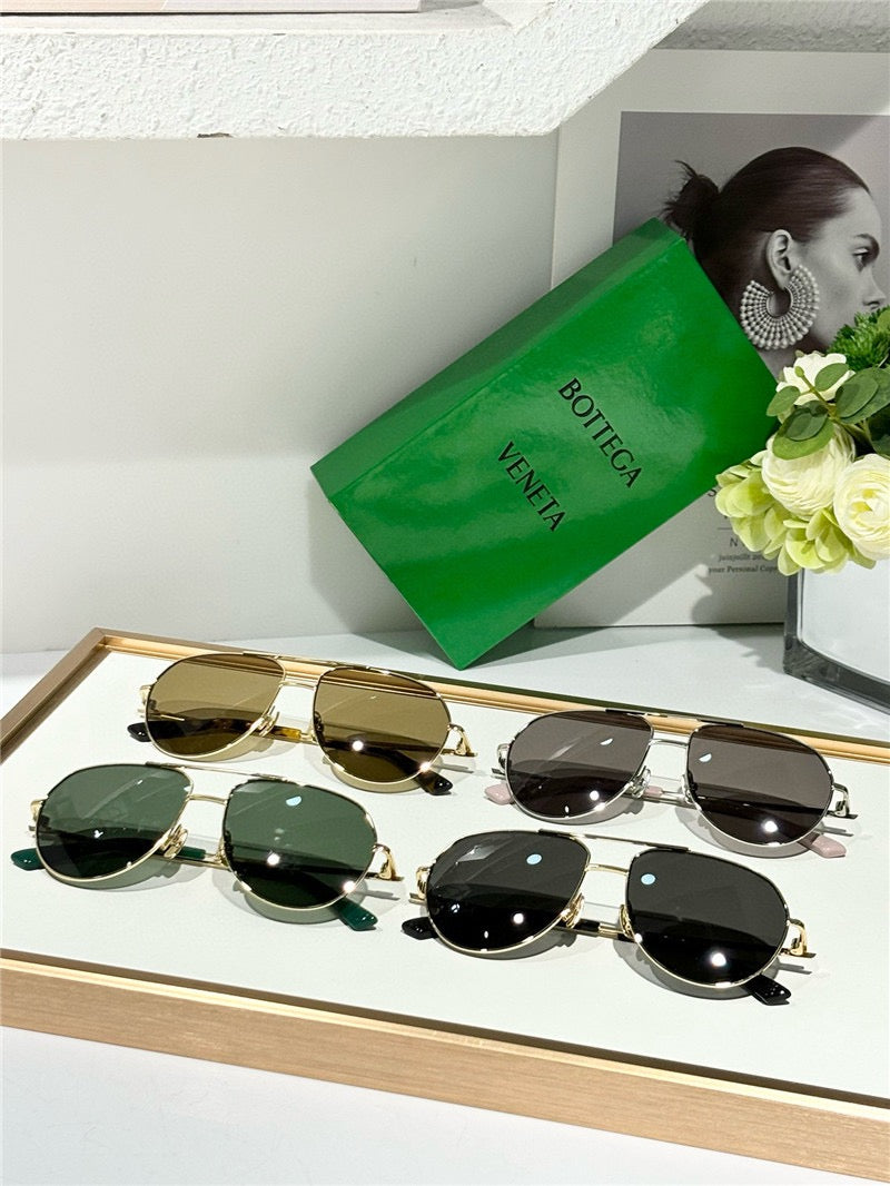 BOTTEGA VENETA BV1302S Minimalist Sunglasses💚