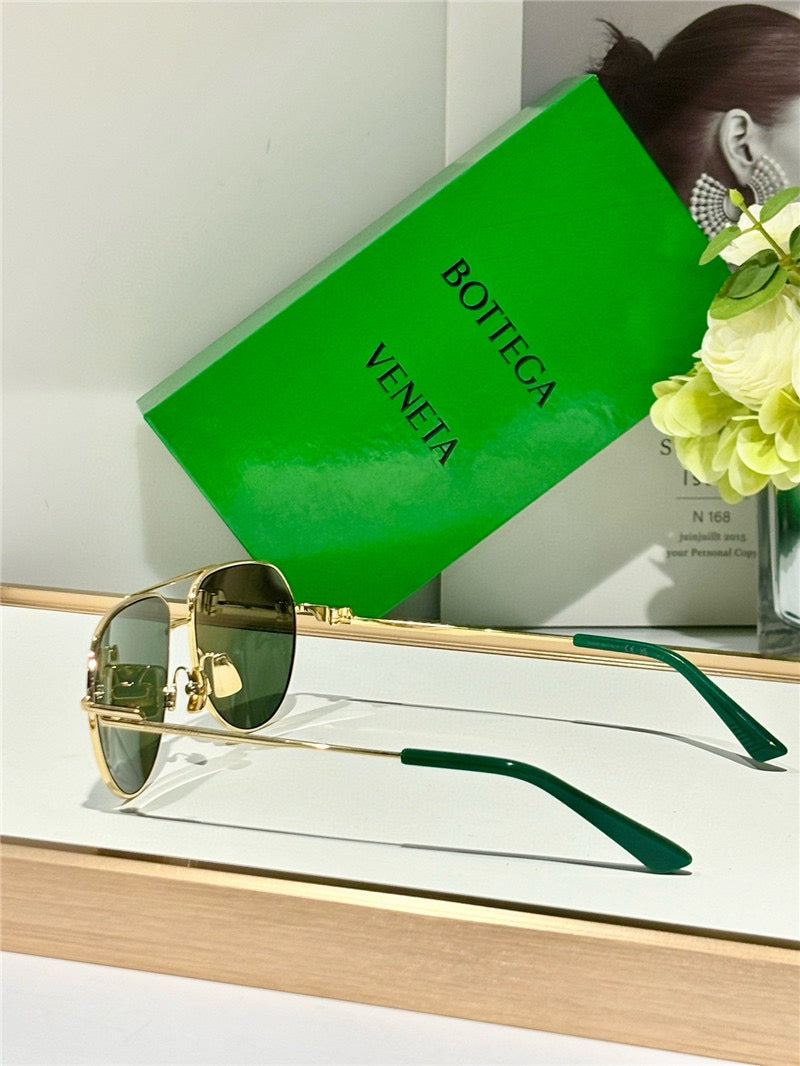 BOTTEGA VENETA BV1302S Minimalist Sunglasses💚