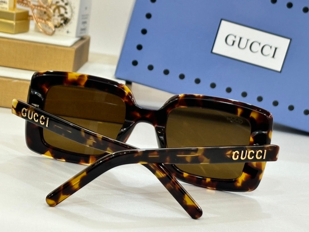 GUCCI GG1718S Women's Oversize Square Sunglasses  ✨