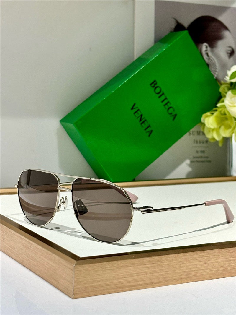 BOTTEGA VENETA BV1302S Minimalist Sunglasses💚