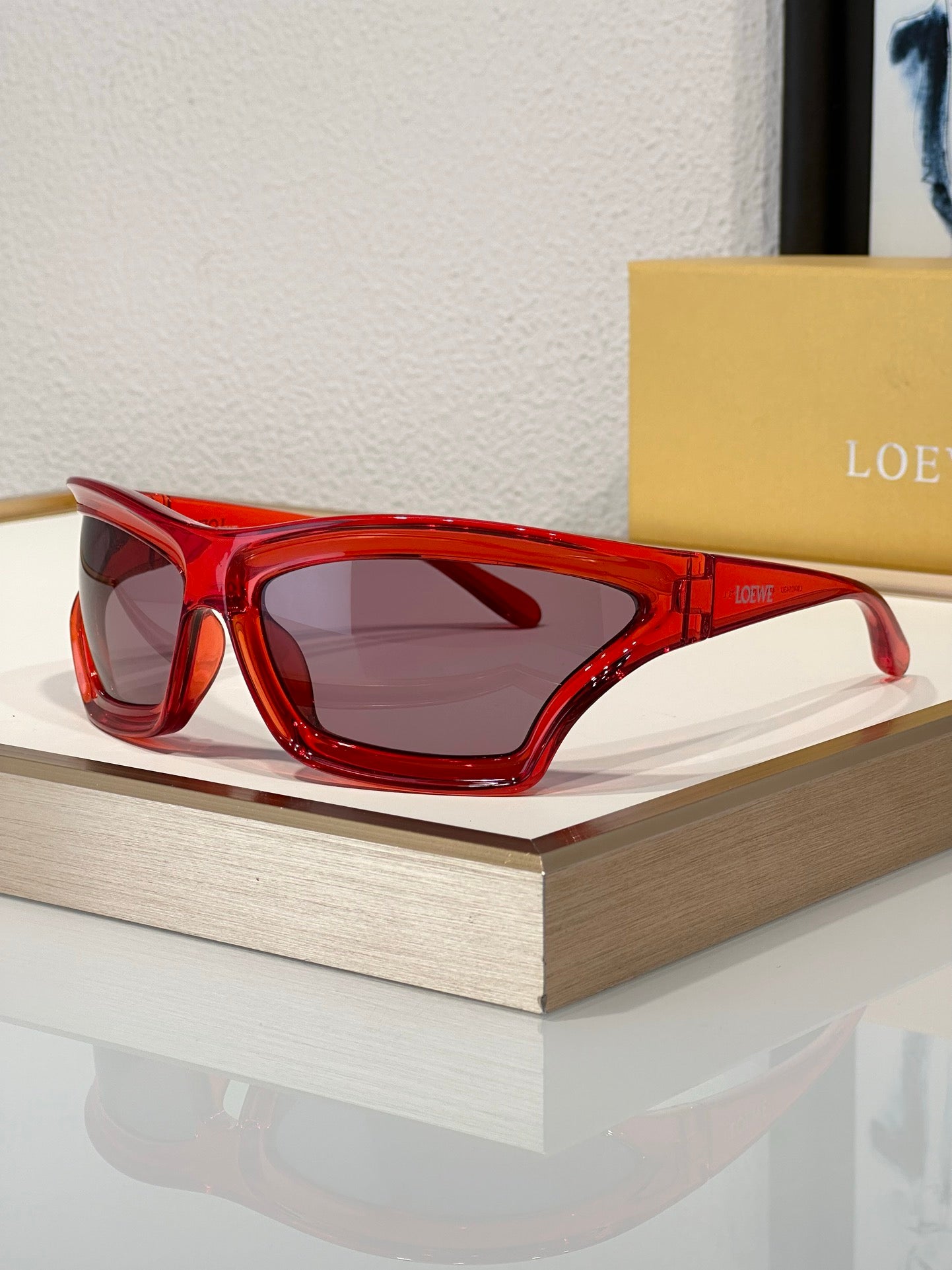 LOEWE x Paula's Ibiza  LW40143U Unisex Sunglasses  ✨