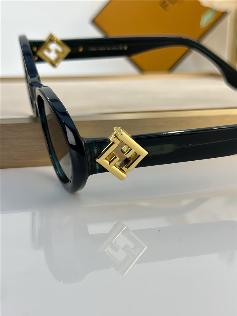 FENDI FF 40140 FF Diamonds acetate  Sunglasses✨