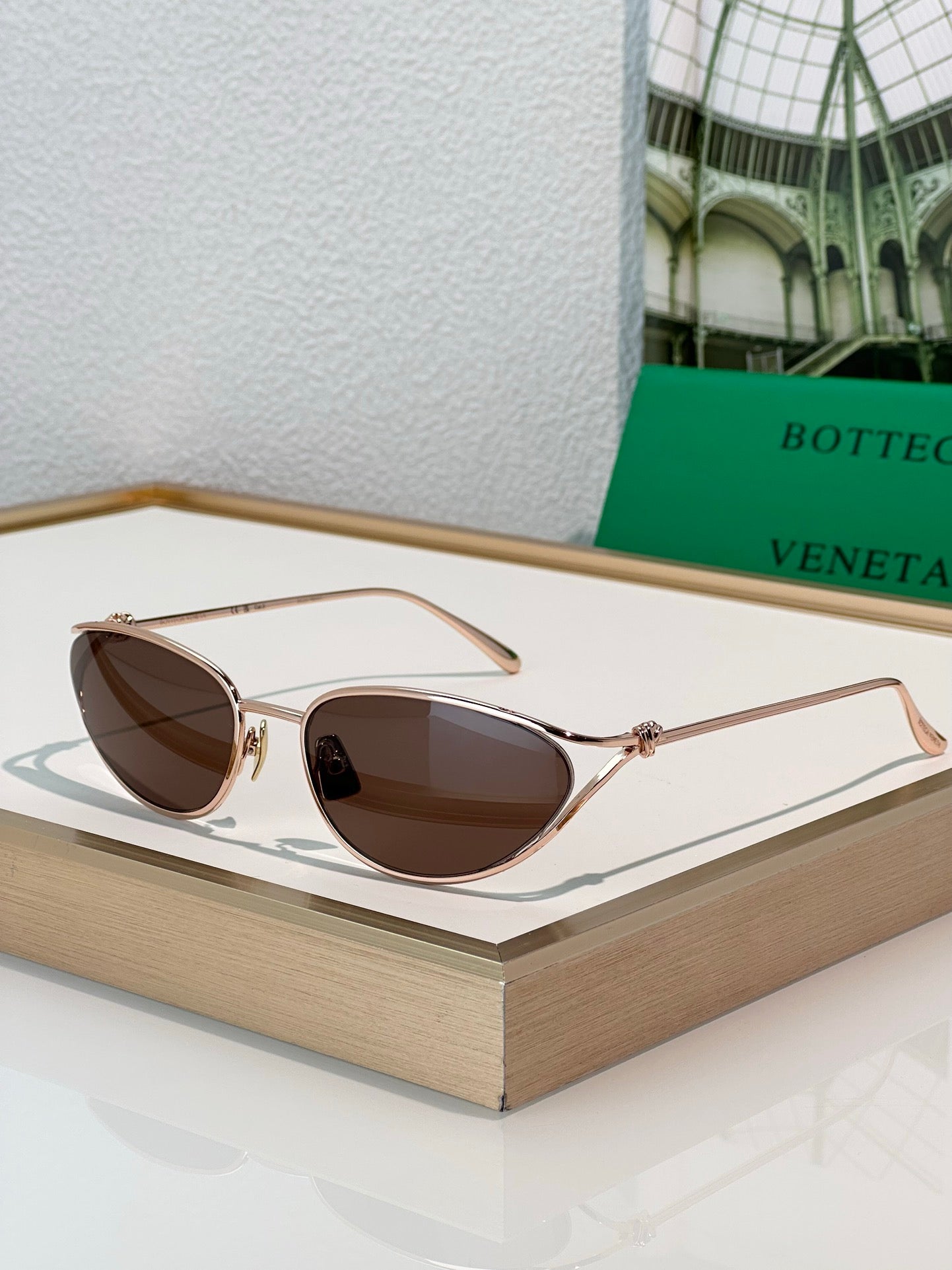 BOTTEGA VENETA BV 1330S  Unisex Sunglasses💚