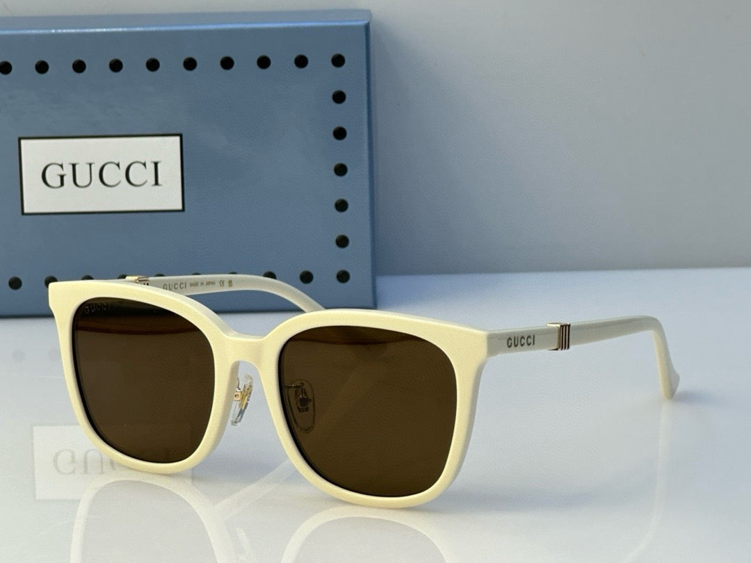 Gucci  GG 1498 SK 54mm Unisex Sunglasses ✨